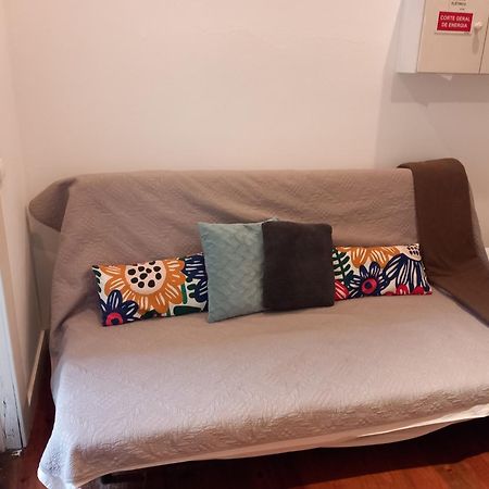 Charm Discovery 165 Lisbon Bagian luar foto